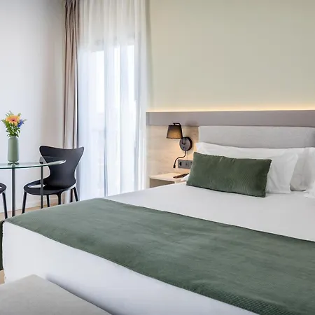 Occidental Puerto Banus 4* מארבלה