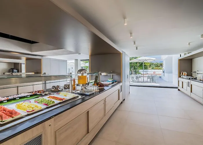 Occidental Puerto Banus 4*