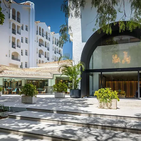 Occidental Puerto Banus Марбелья