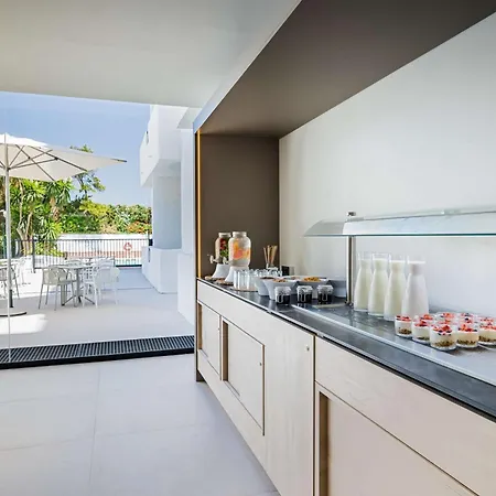 Occidental Puerto Banus 4*