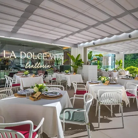 Occidental Puerto Banus فندق 4*