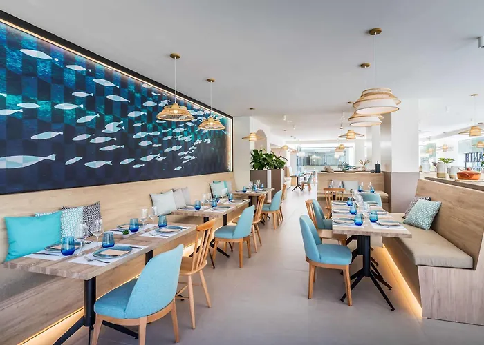 Отель Occidental Puerto Banus Марбелья