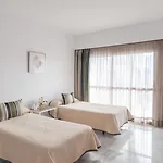 Occidental Puerto Banus فندق 4*